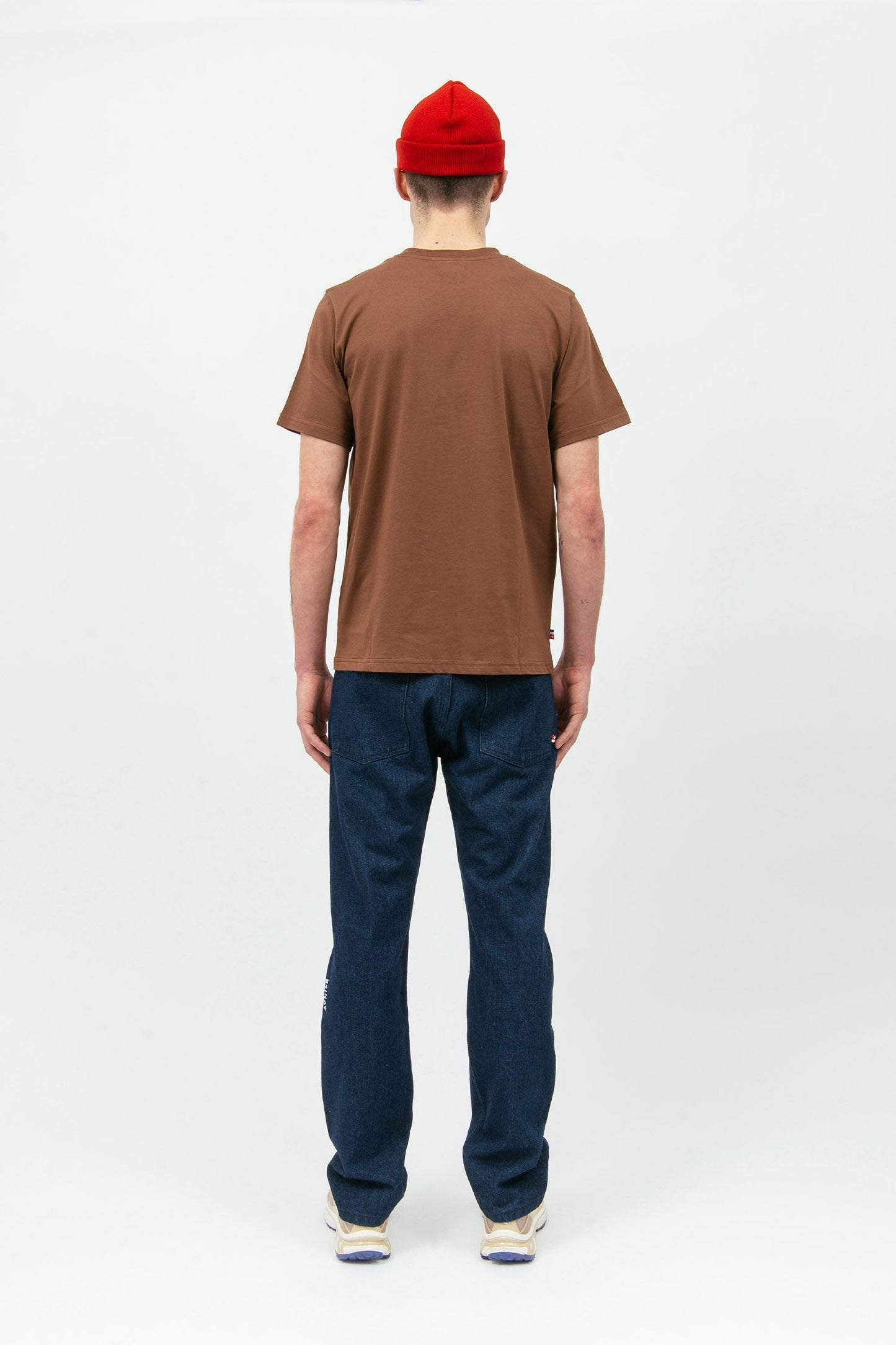 SOURCE <br/> T-shirt brun foncé en coton bio