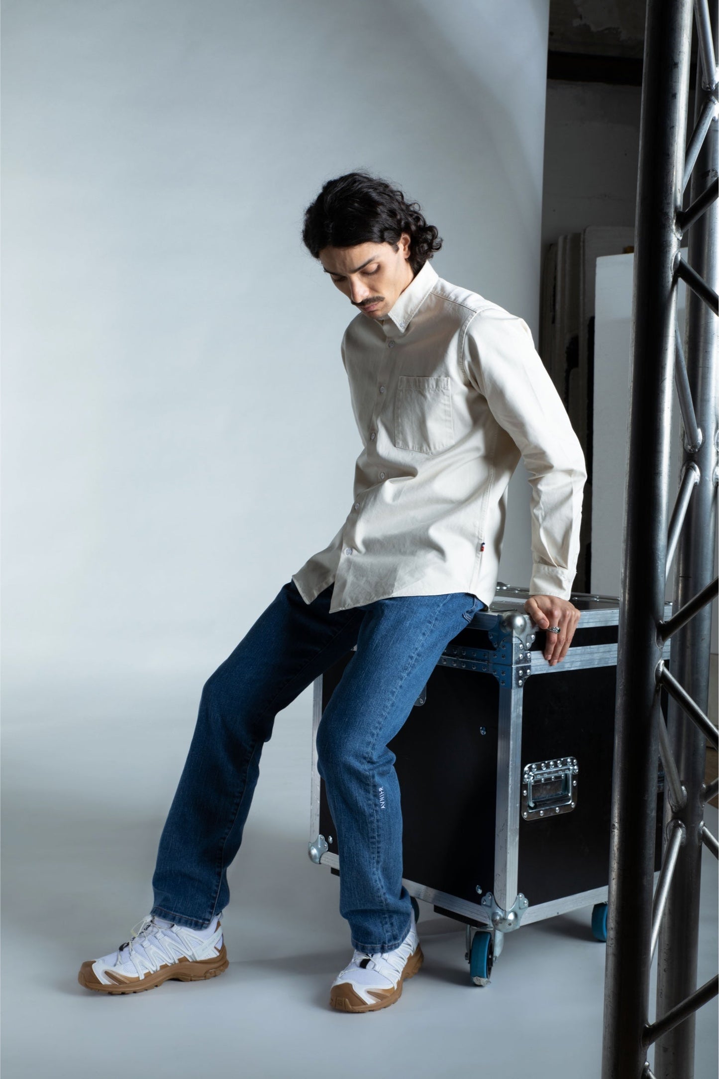 AVNIER - ROADIE - Jeans bleu en coton fabriqué en France