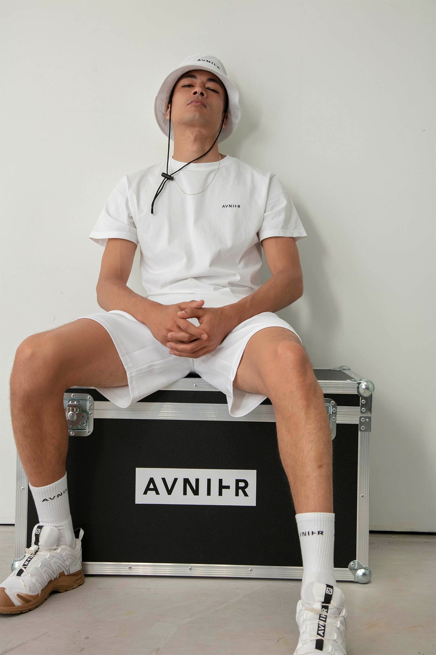 AVNIER - TRAVELLING - Bob blanc en coton bio