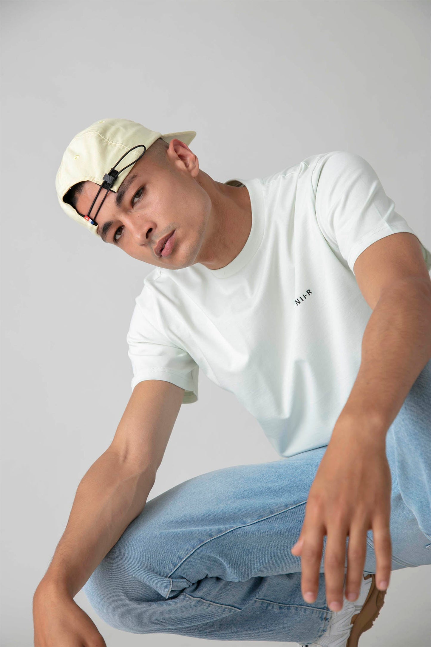 AVNIER - FOCUS - Casquette jaune pastel en coton bio