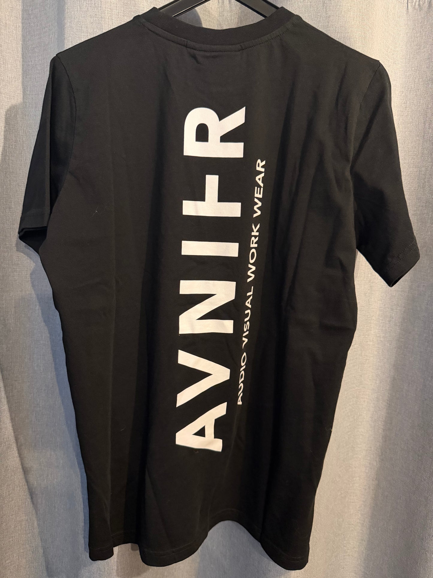 T-Shirt Source Black Vertical V3