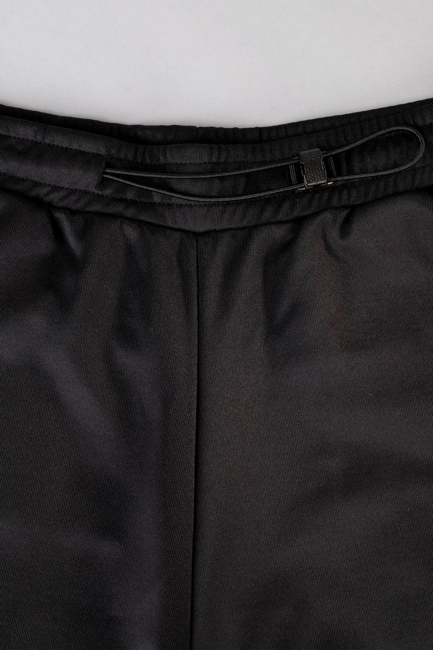 AVNIER - CODA - Jogging noir en coton bio et polyester recyclé