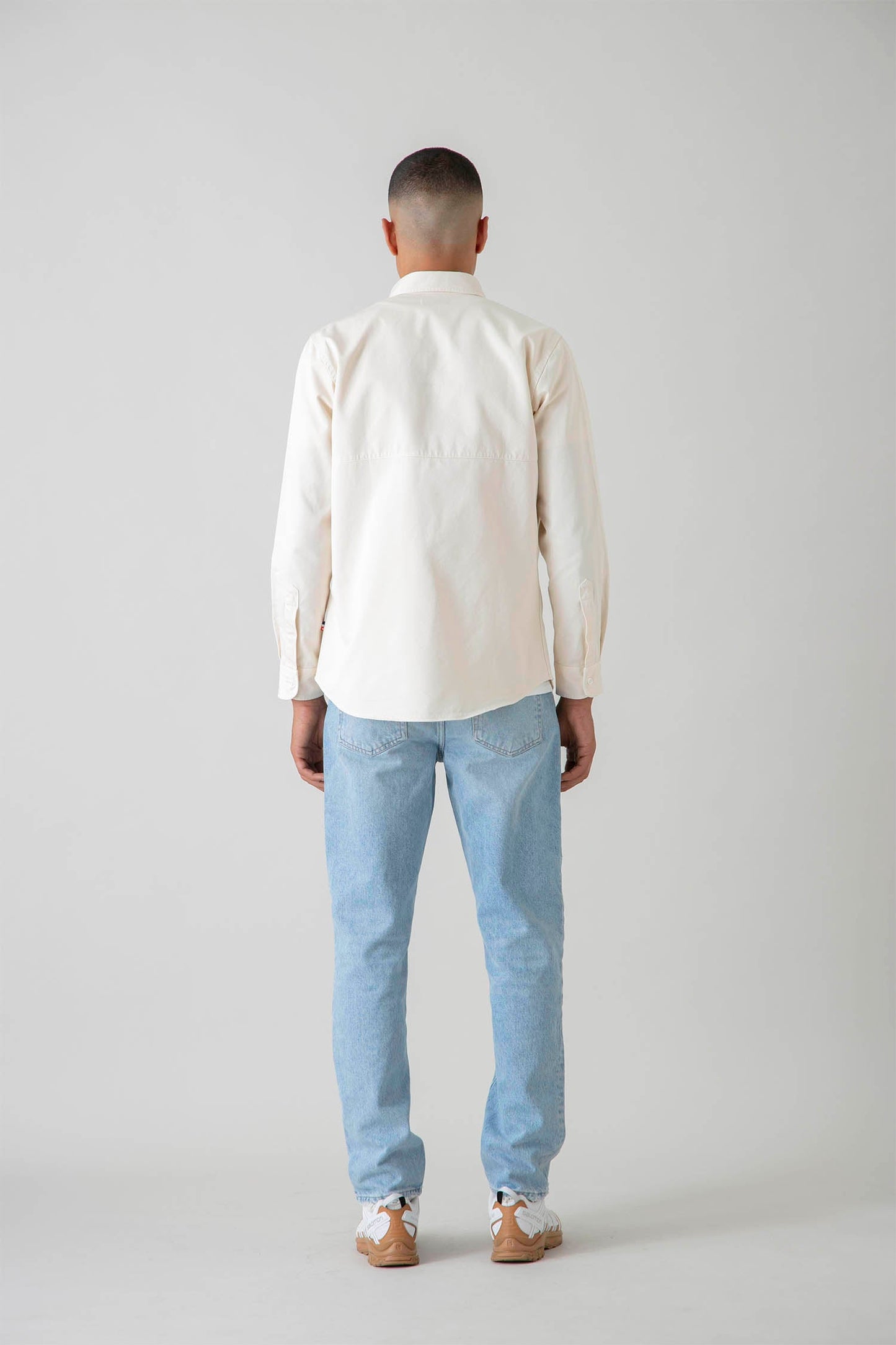 AVNIER - CUT OFF - Chemise blanc cassé en coton bio