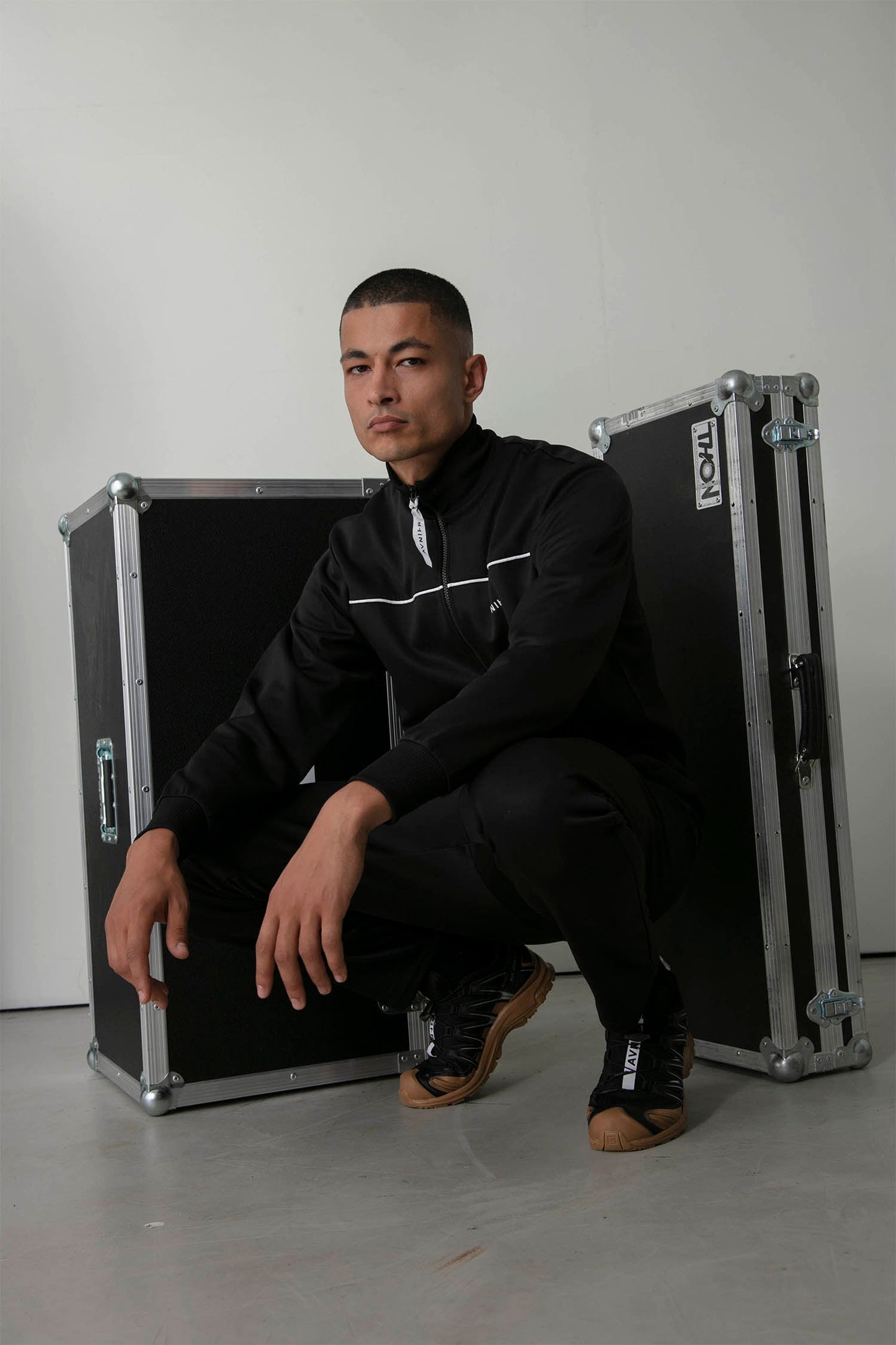 AVNIER - STUDIO - Veste noire en coton bio et polyester recyclé