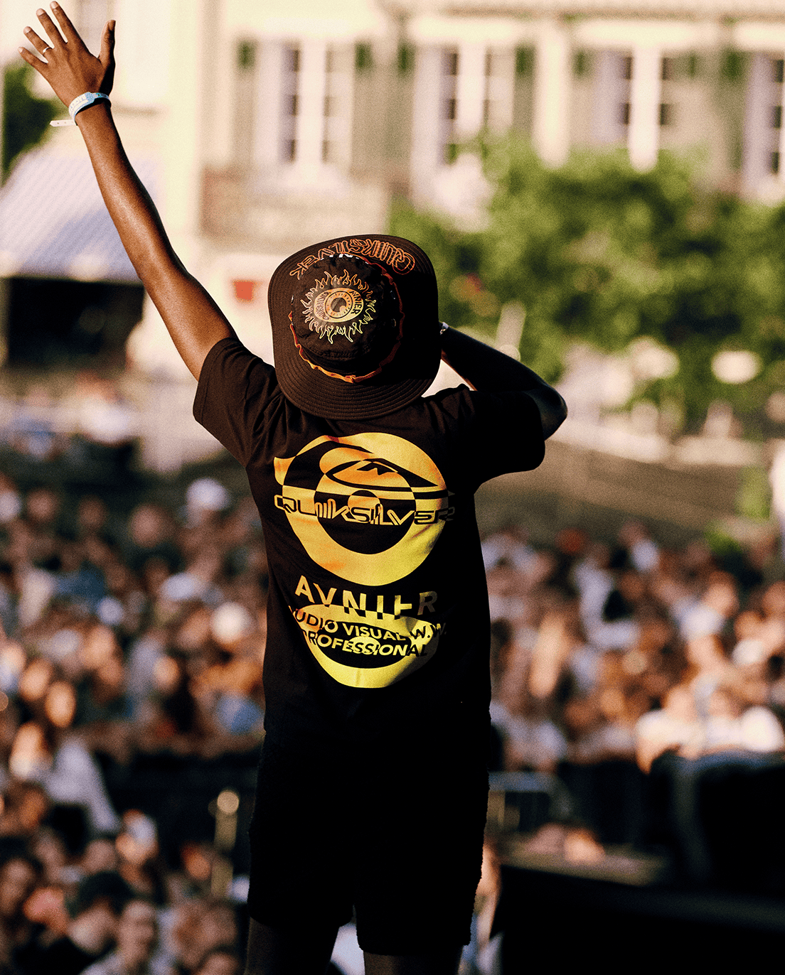 t-shirt-mire-orelsan-avnier-quiksilver-2_1 - noir