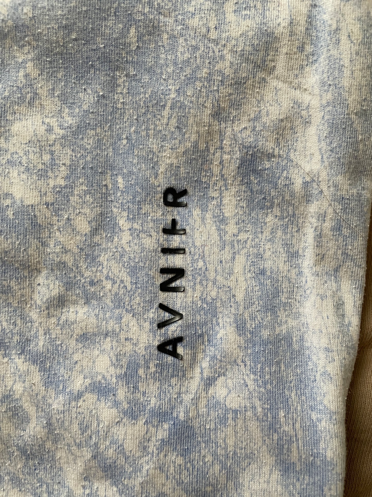 Fossilized Wood Tee Modal & Organic cotton