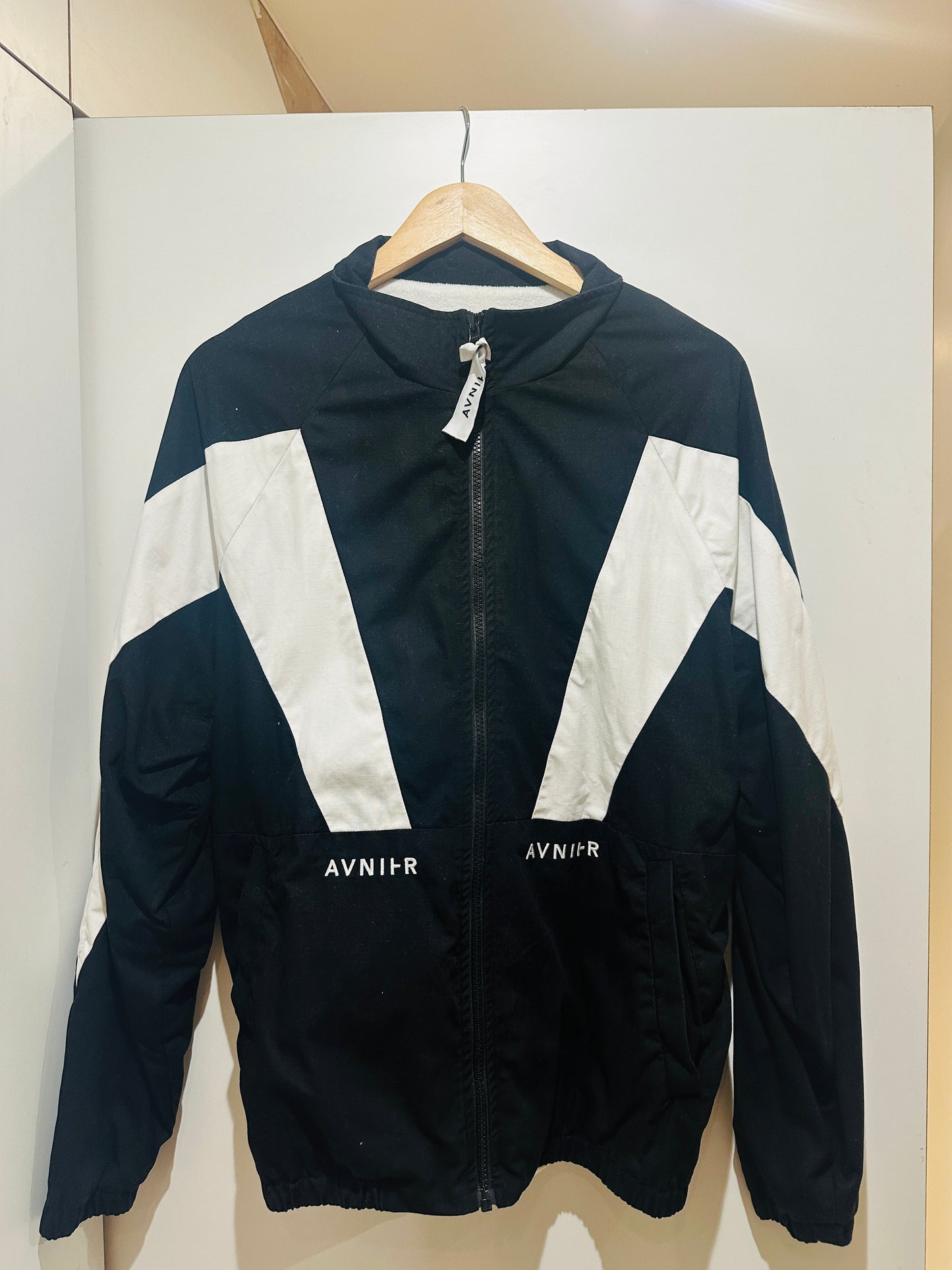 Black Tracktop