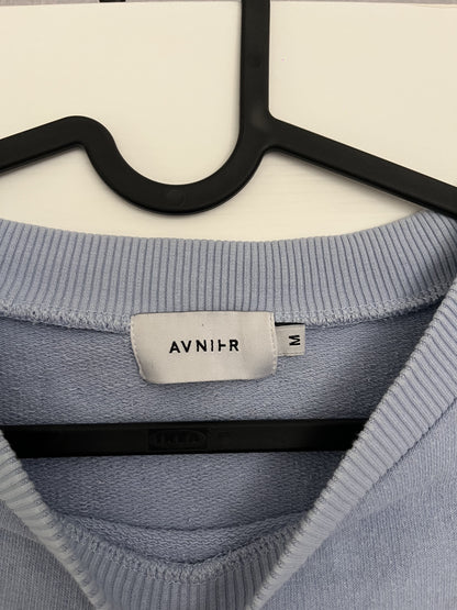 Vertical back blue crewneck