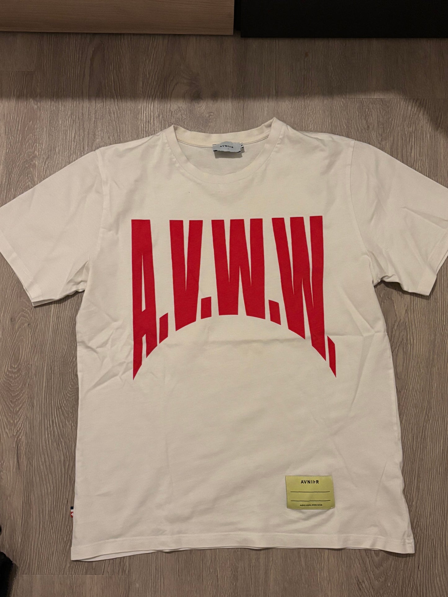 T-shirt SOURCE AVWW