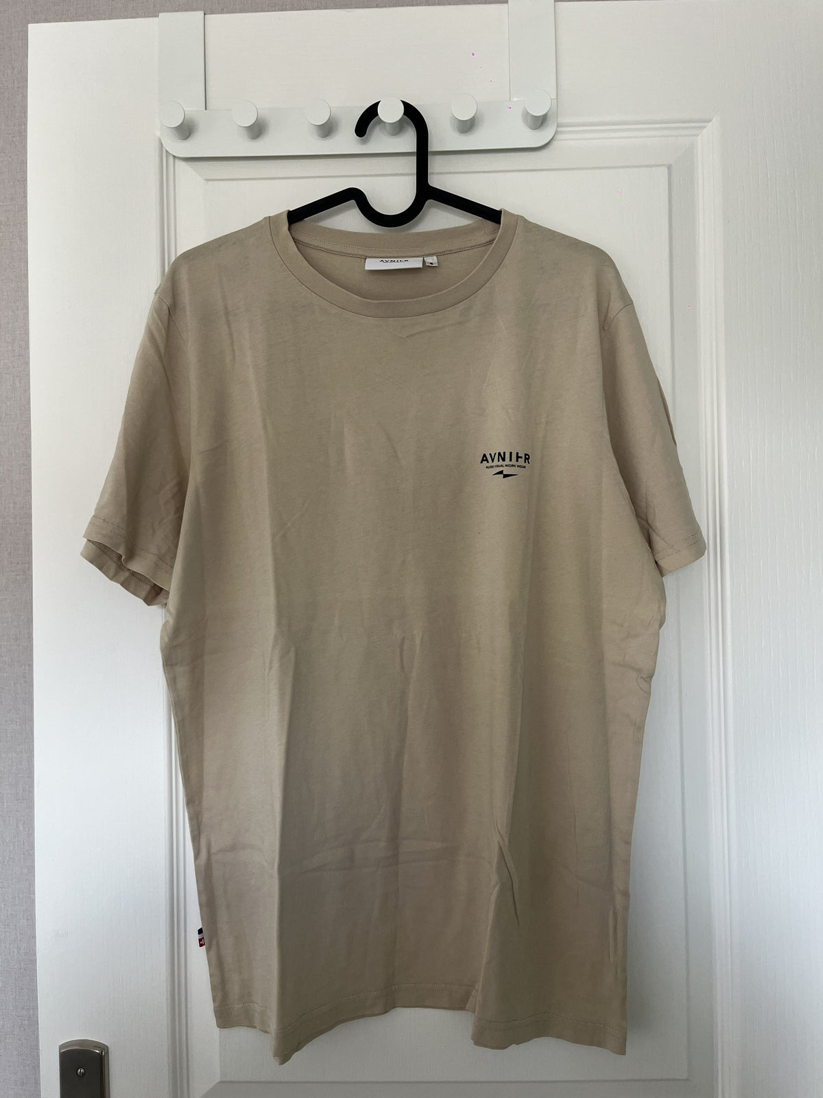 t-shirt source v4 beige