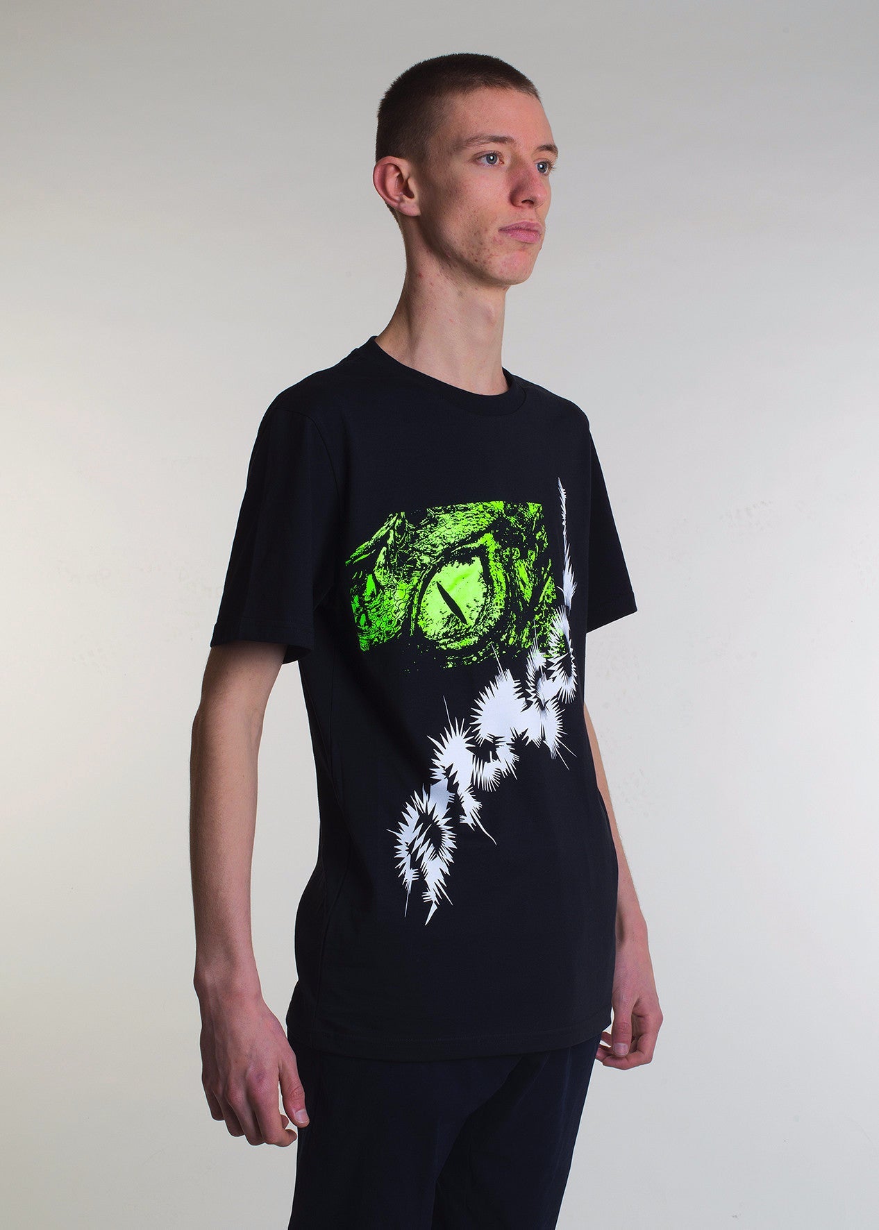 dragon eye tee side