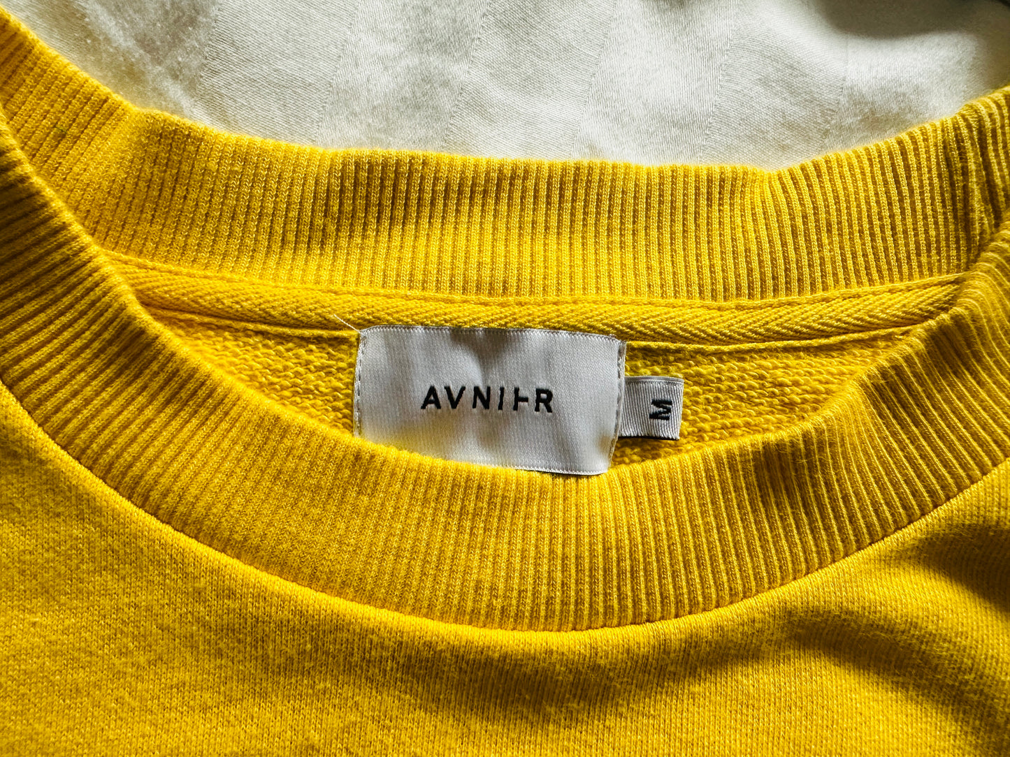 Basic Crewneck Yellow
