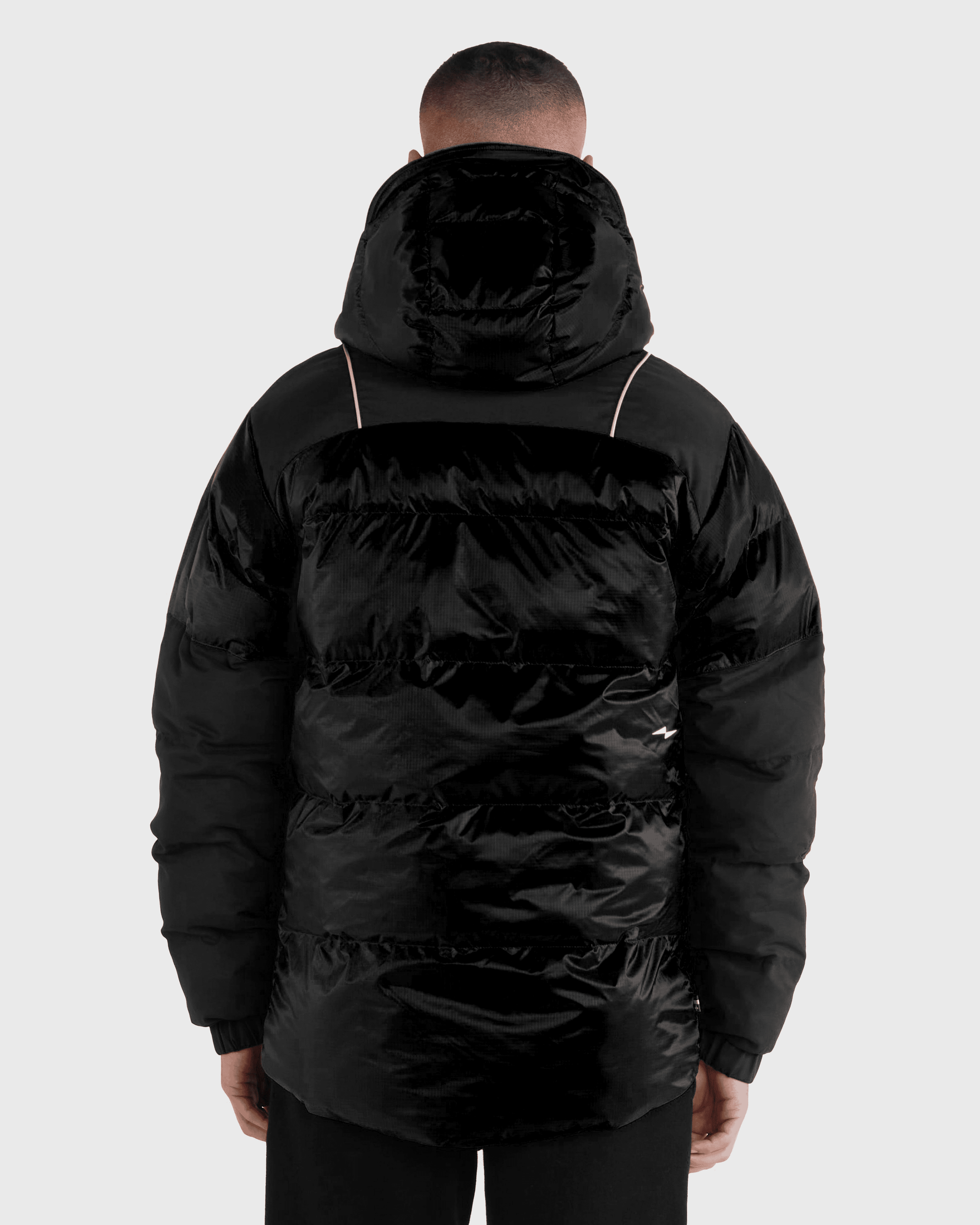 puffer-jacket-symphony-black-avnier-marque-orelsan-2-packshot-dos - noir
