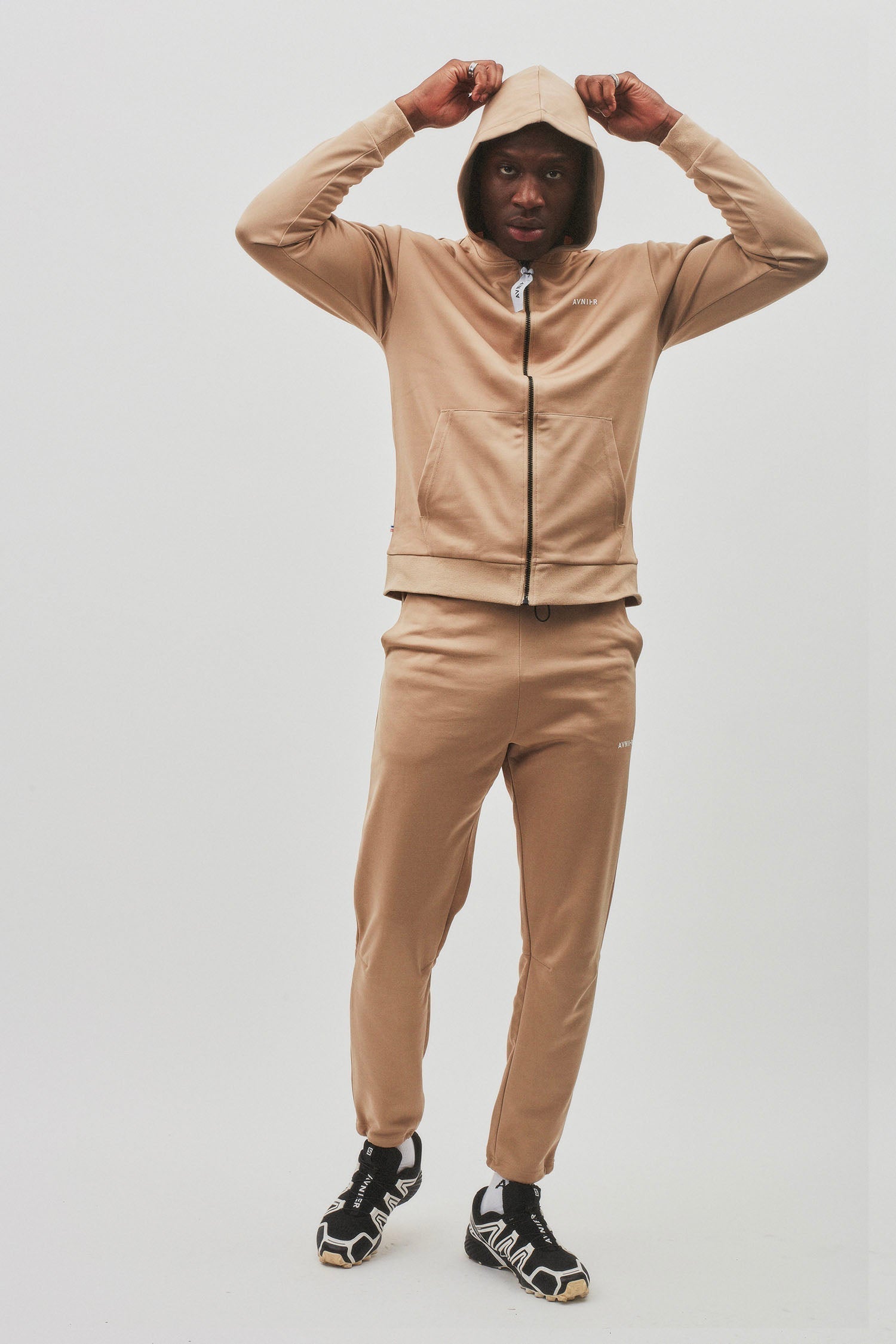 Avnier-Coda-Jogging-beige