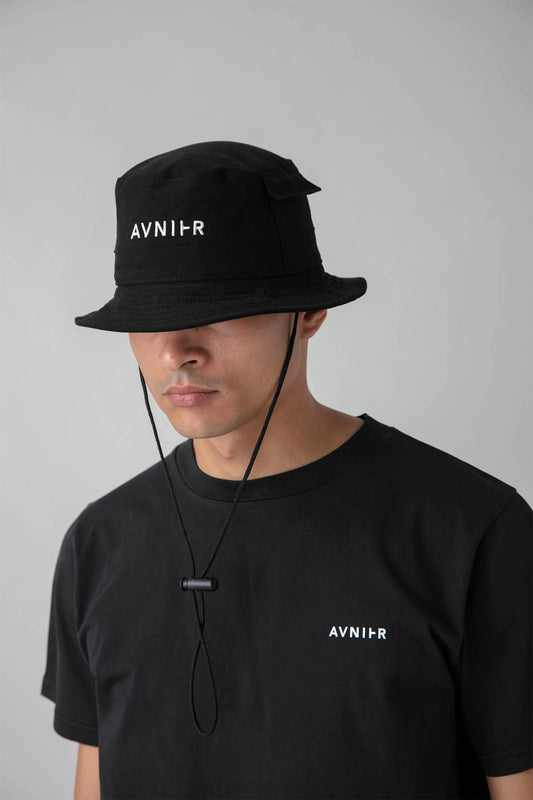 AVNIER - TRAVELLING - Bob noir en coton bio