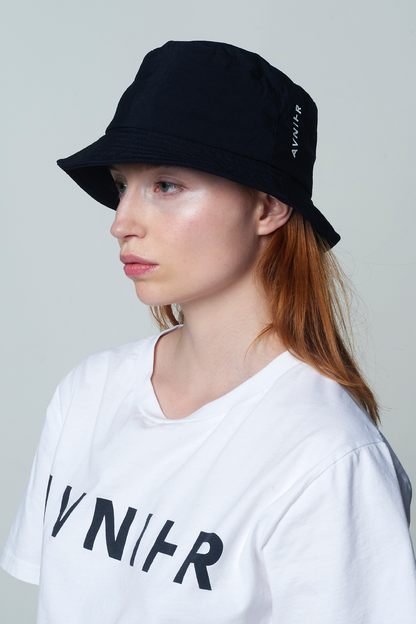 Avnier Bob Black Bucket Hat