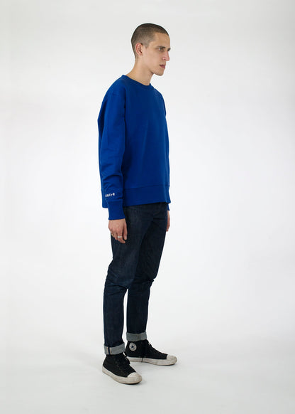 90 navy crewneck - side