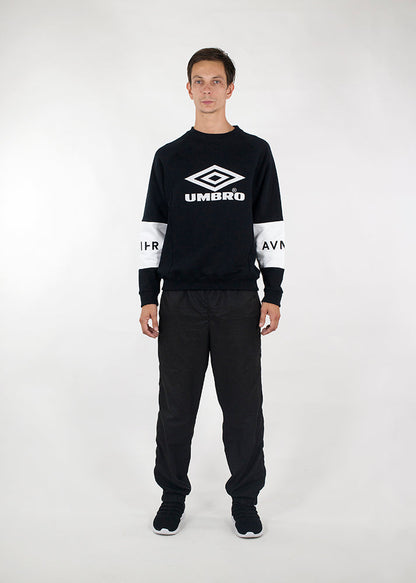 Avnier x Umbro crewneck - front