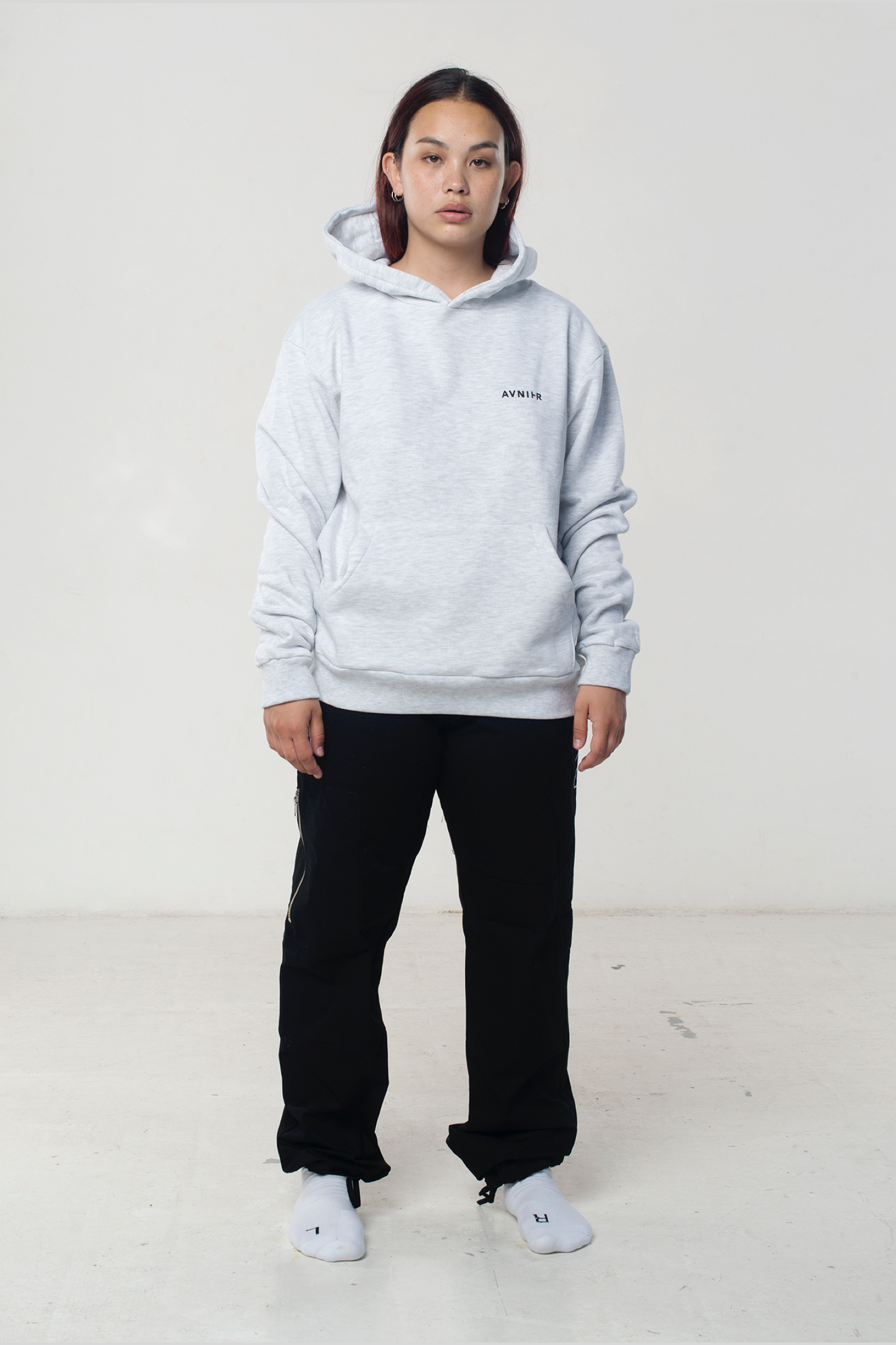 Avnier - hoodie vertical back heathergrey - 100% coton