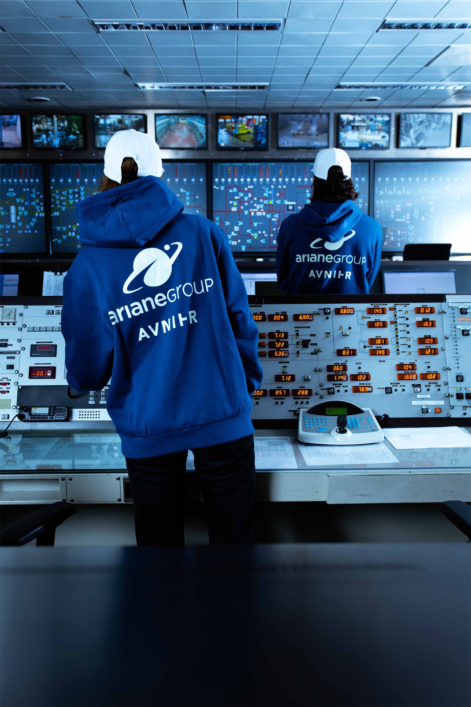 avnier ariane casquette focus space logo