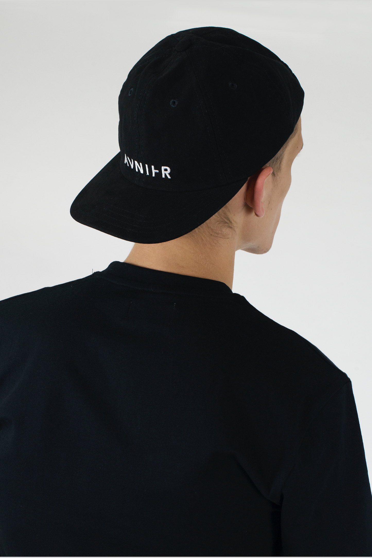 AVNIER - 6 panels black cap