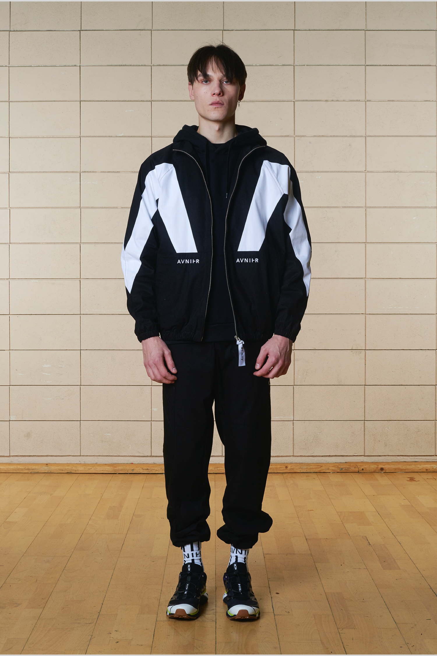 Avnier - black tracktop 100% coton