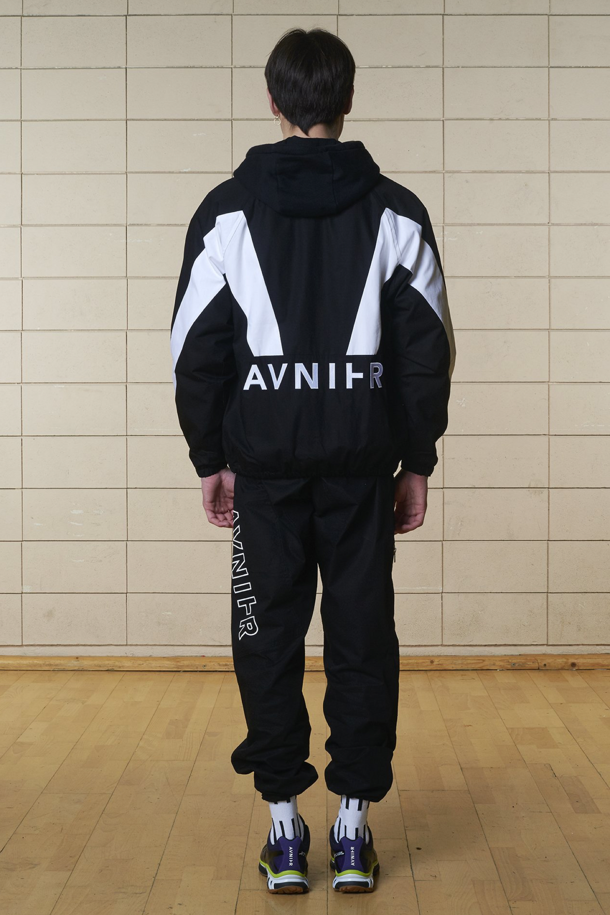 Black Tracktop