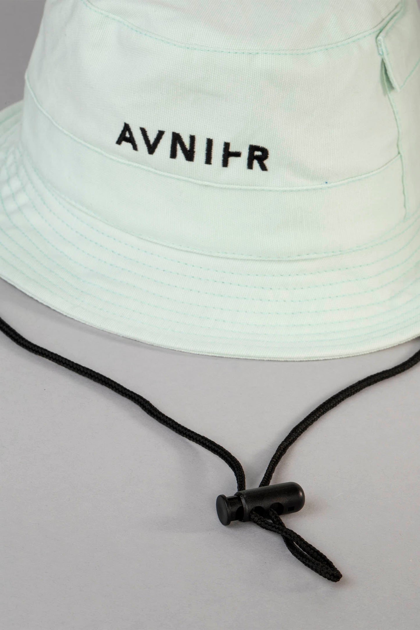 AVNIER - TRAVELLING - Bob vert pastel en coton bio