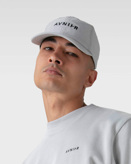 focus-casquette-gris-pastel-en-coton-bio-avnier-vetement-orelsan-1-silhouette-face - gris